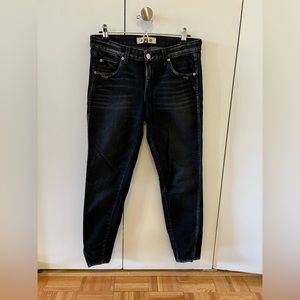 AMO Jeans Twist Cropped Skinny Faded Black